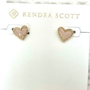 Kendra Scott Ari Heart Gold Rose Quartz Set